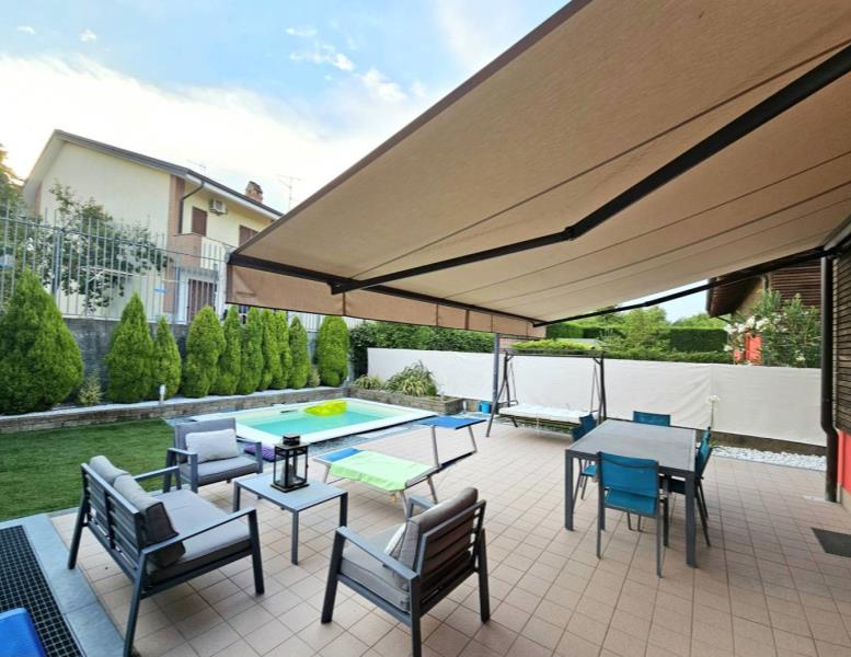 casa indipendente in vendita a Vimercate