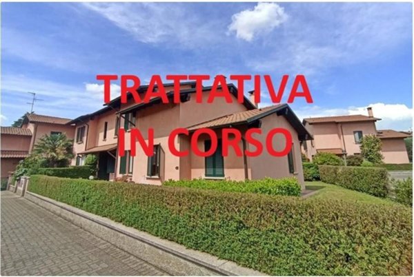 casa indipendente in vendita a Vimercate in zona Oreno