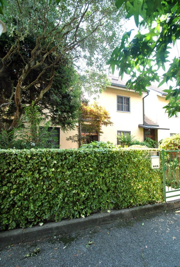 casa indipendente in vendita a Vimercate in zona Oreno