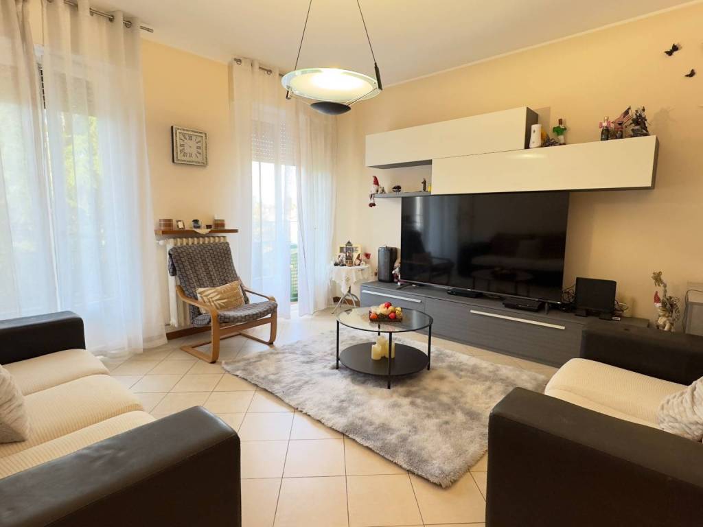 appartamento in vendita a Vimercate