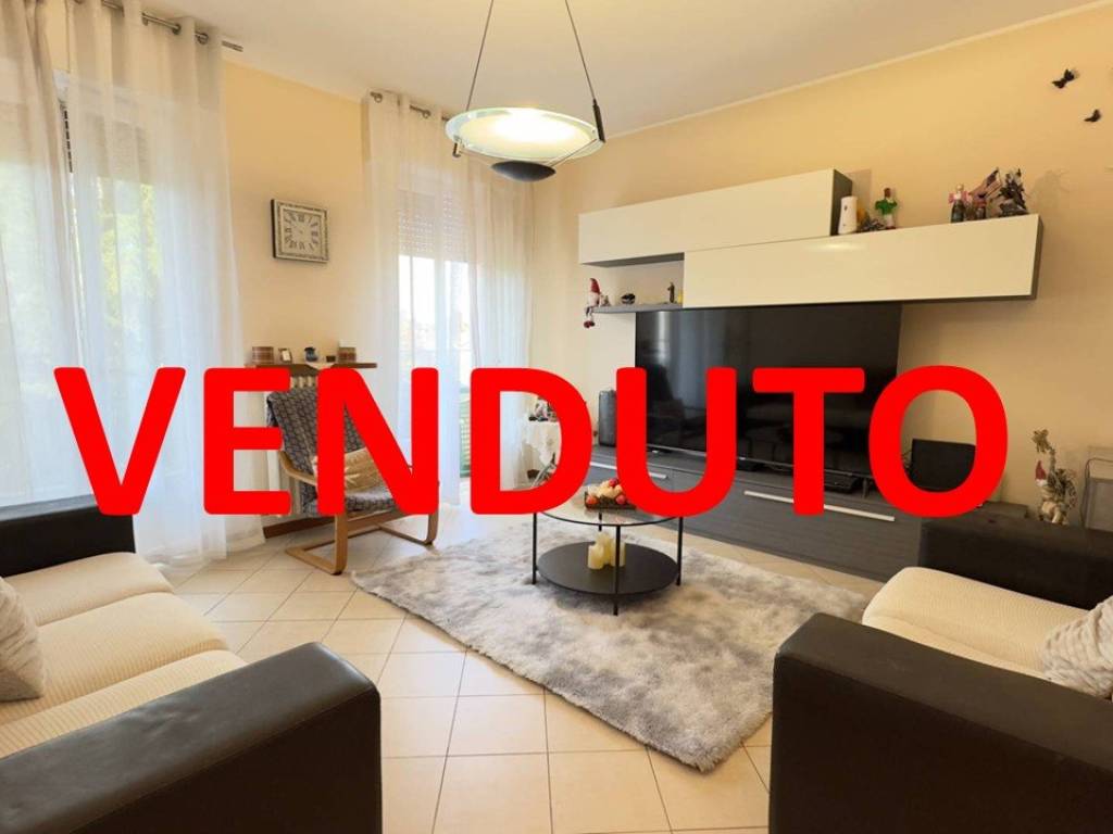 appartamento in vendita a Vimercate