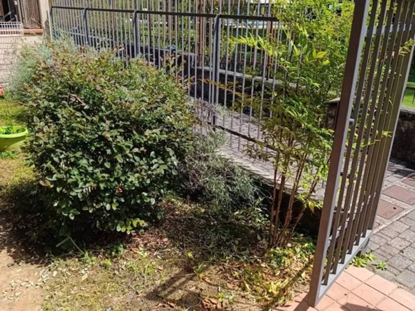 casa indipendente in vendita a Vimercate in zona Centro Storico