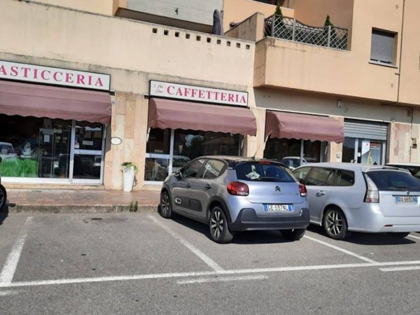 negozio in vendita a Vimercate