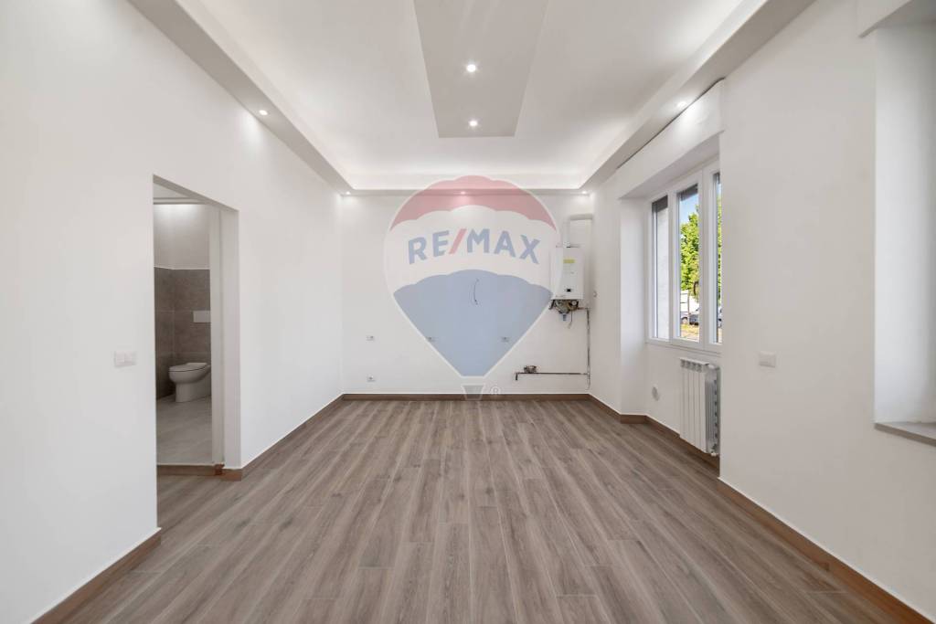 appartamento in vendita a Vimercate in zona Velasca