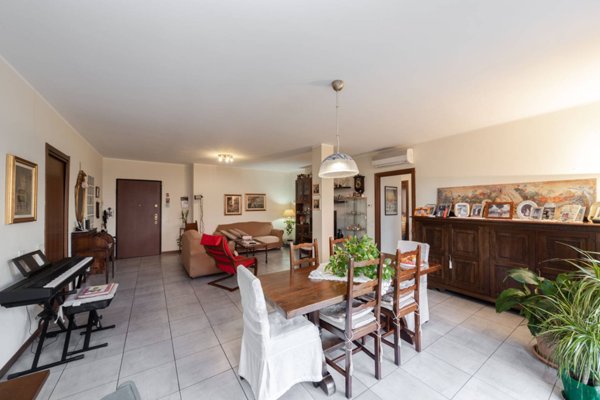 appartamento in vendita a Vimercate