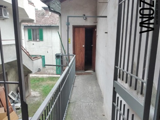 appartamento in vendita a Vimercate in zona Centro Storico