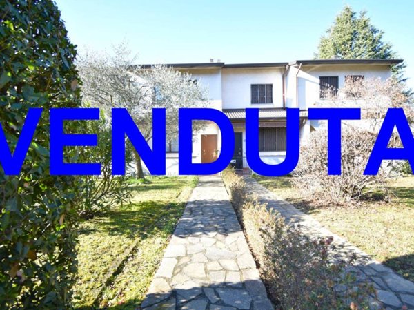 casa indipendente in vendita a Vimercate in zona Oreno