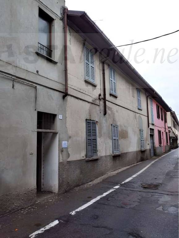 appartamento in vendita a Vimercate in zona Centro Storico