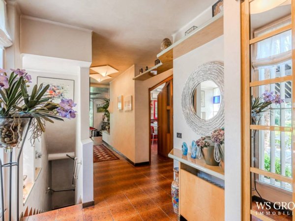 casa indipendente in vendita a Vimercate