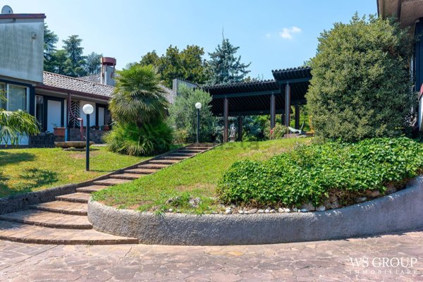 casa indipendente in vendita a Vimercate in zona Ruginello / Oldaniga