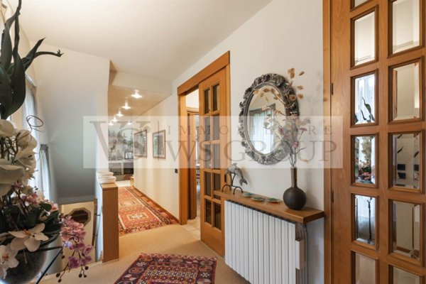 casa indipendente in vendita a Vimercate