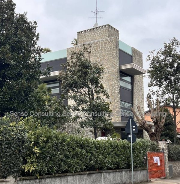 casa indipendente in vendita a Vimercate in zona Oreno