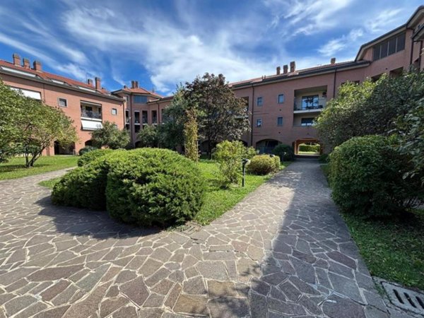 appartamento in vendita a Vimercate