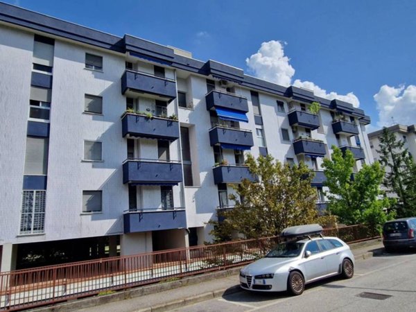 appartamento in vendita a Vimercate