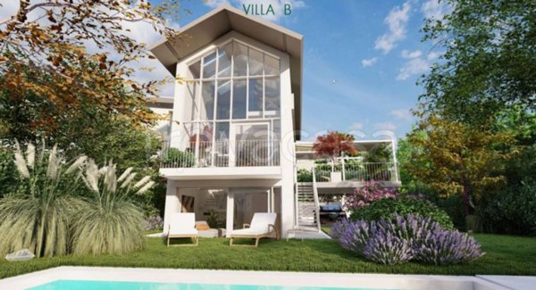 casa indipendente in vendita a Vimercate in zona Centro Storico