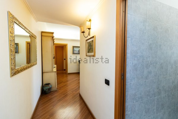 appartamento in vendita a Vimercate in zona Centro Storico