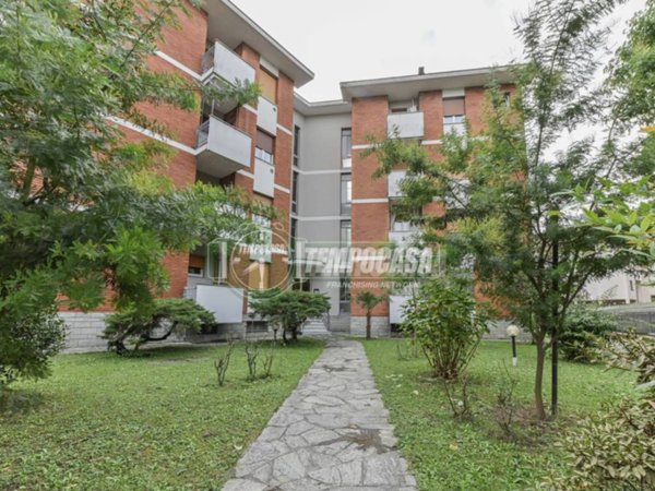 appartamento in vendita a Vimercate
