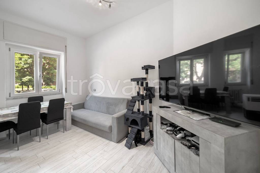 appartamento in vendita a Vimercate