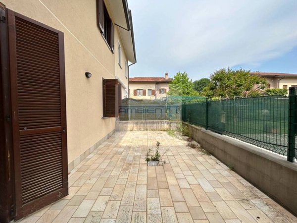 appartamento in vendita a Vimercate in zona Oreno
