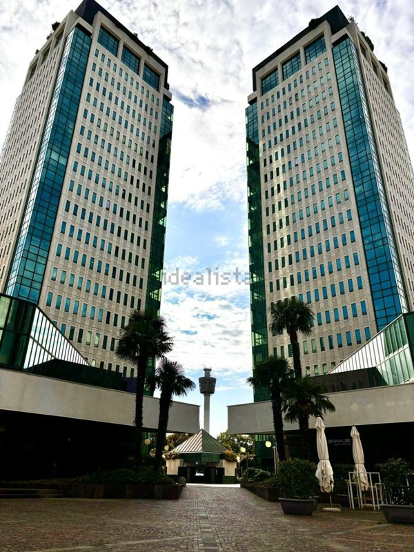 ufficio in vendita a Vimercate