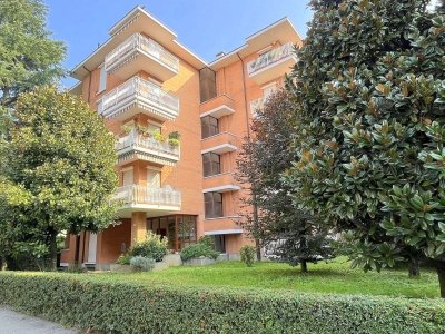 appartamento in vendita a Vimercate in zona Centro Storico