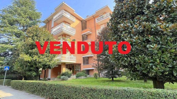 appartamento in vendita a Vimercate in zona Centro Storico