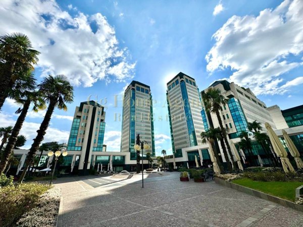 ufficio in vendita a Vimercate