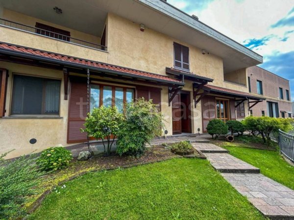 appartamento in vendita a Vimercate