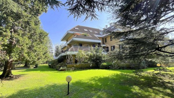appartamento in vendita a Vimercate