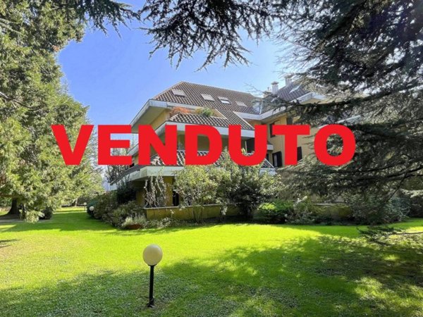 appartamento in vendita a Vimercate