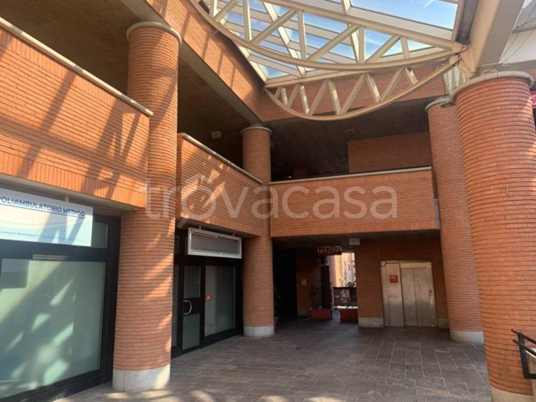 appartamento in vendita a Vimercate in zona Centro Storico