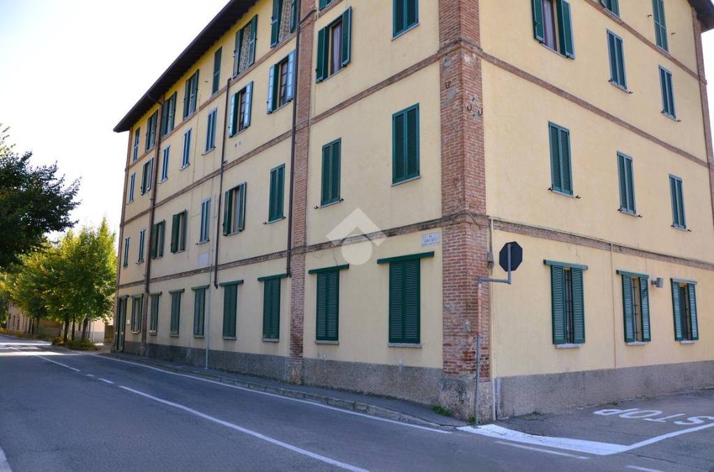 appartamento in vendita a Vimercate in zona Centro Storico