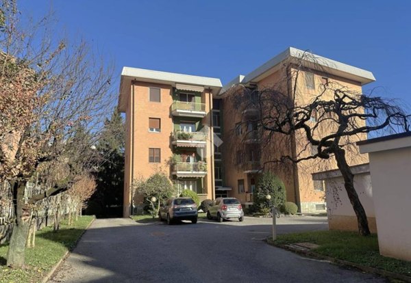 appartamento in vendita a Vimercate