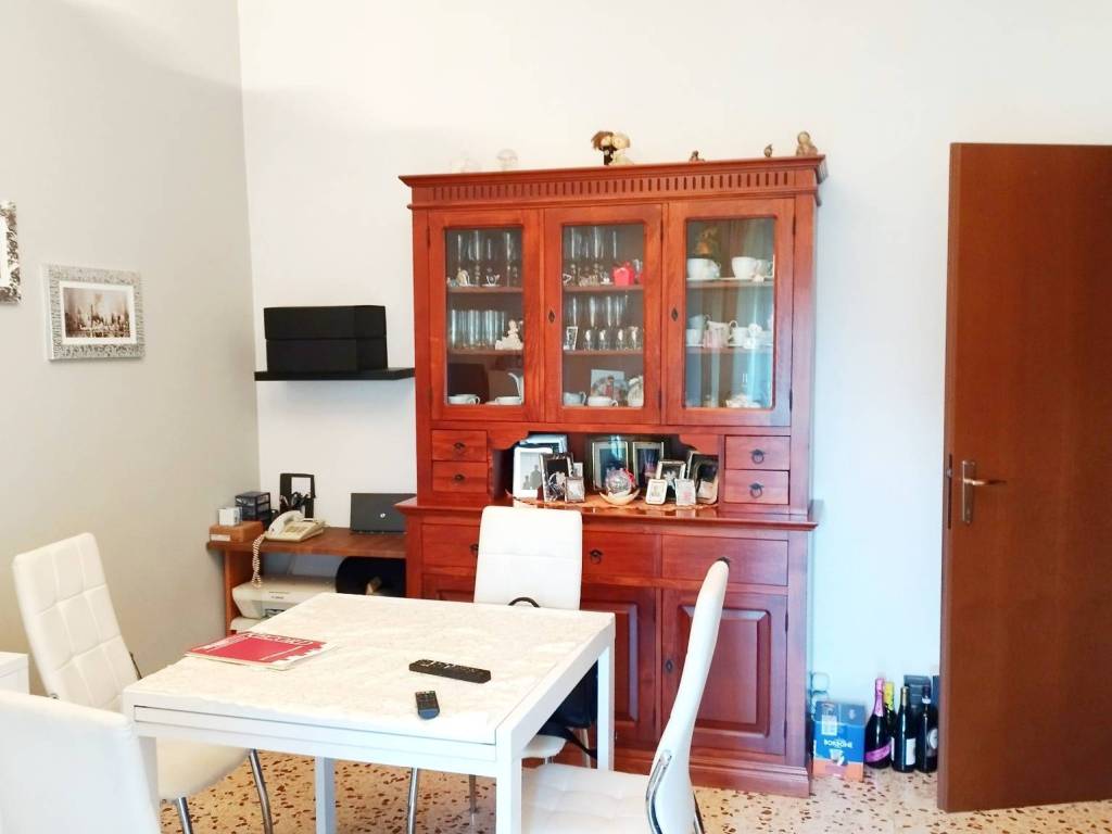 appartamento in vendita a Vimercate in zona Centro Storico