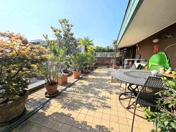 appartamento in vendita a Vimercate