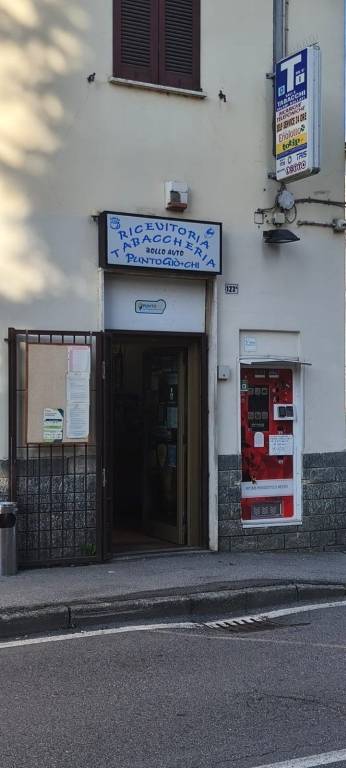 negozio in vendita a Vimercate