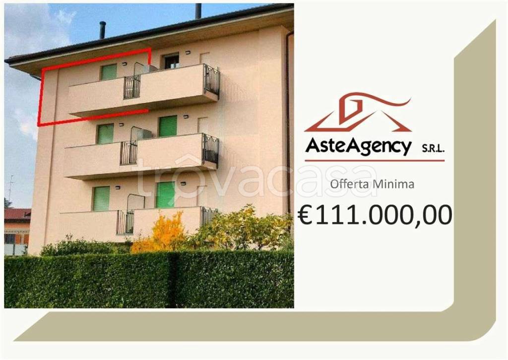 appartamento in vendita a Vimercate in zona Ruginello / Oldaniga
