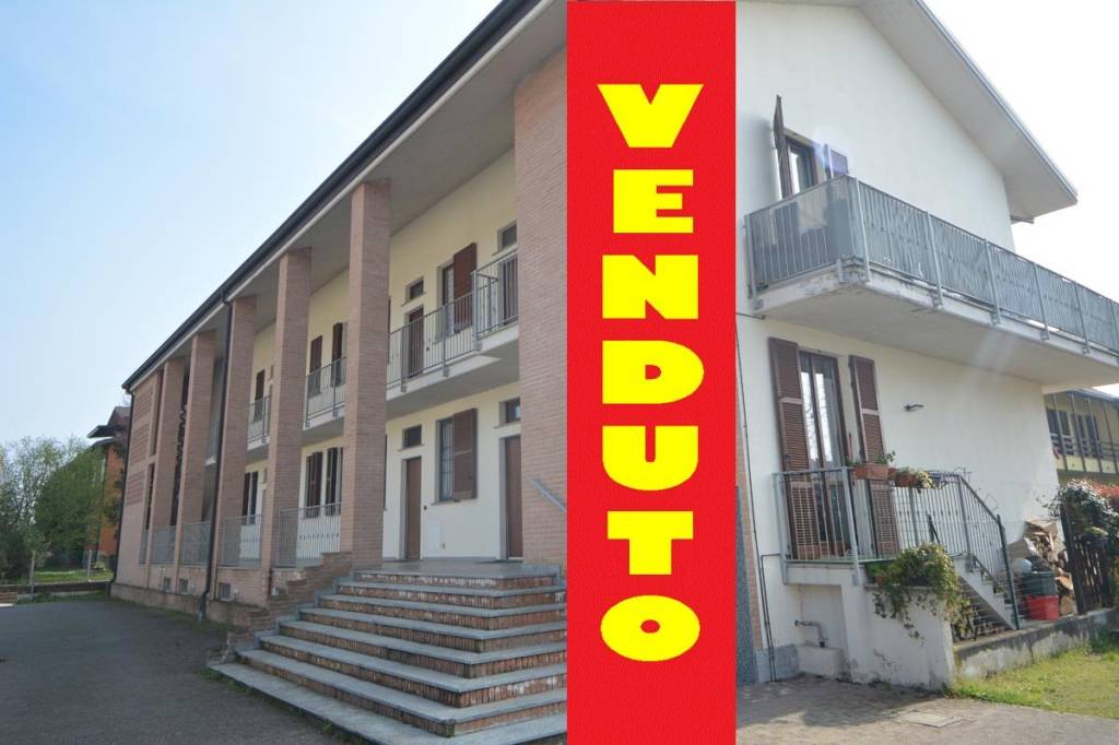 appartamento in vendita a Vimercate in zona Velasca
