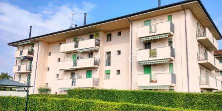 appartamento in vendita a Vimercate in zona Ruginello / Oldaniga