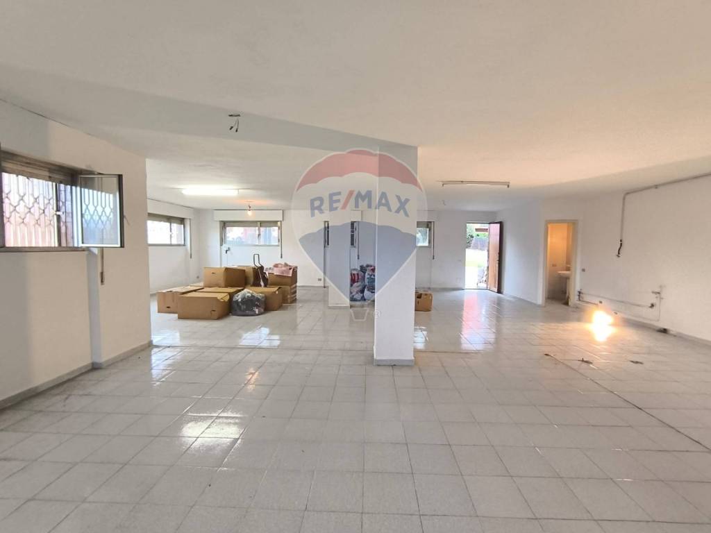 ufficio in vendita a Vimercate