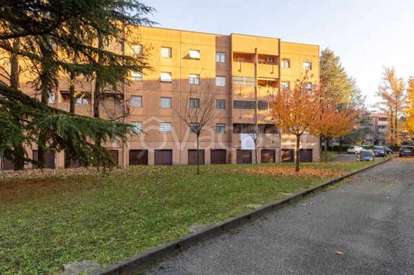 appartamento in vendita a Vimercate