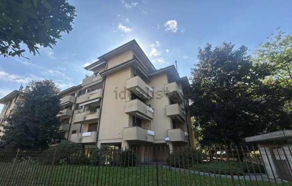 appartamento in vendita a Vimercate