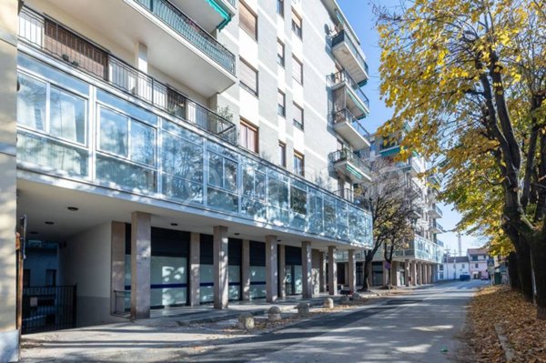 appartamento in vendita a Vimercate in zona Centro Storico