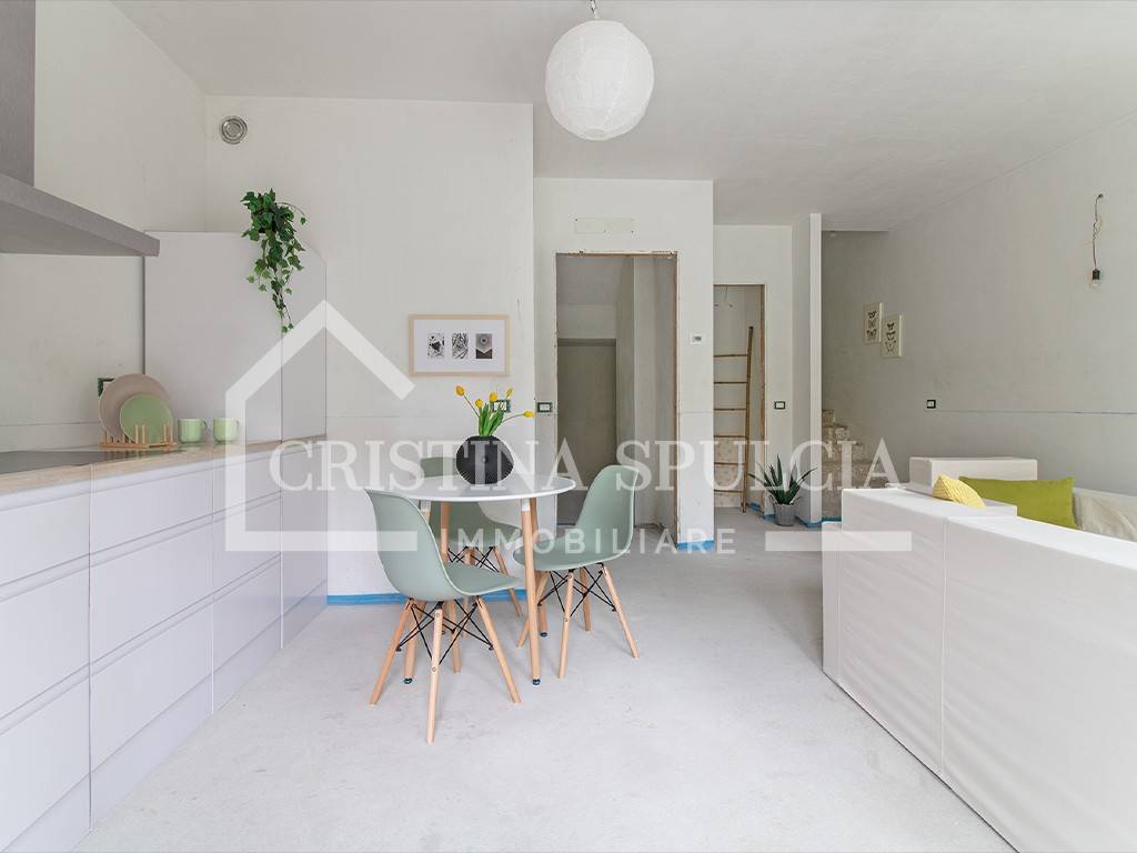 casa indipendente in vendita a Vimercate