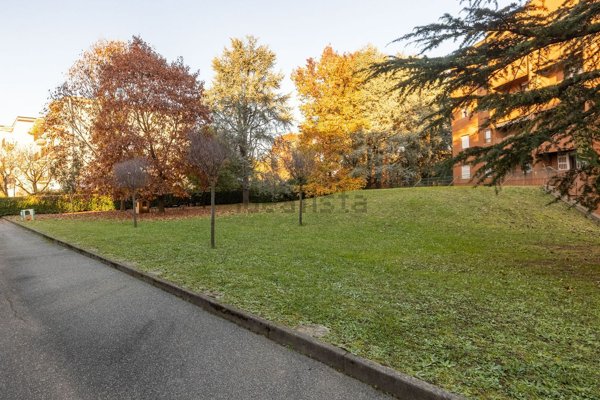 appartamento in vendita a Vimercate