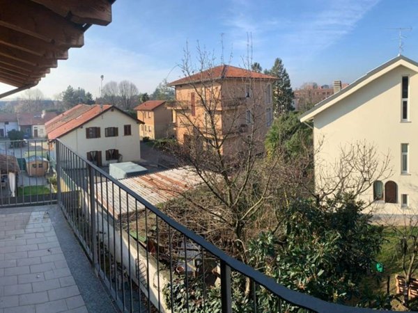 appartamento in vendita a Vimercate