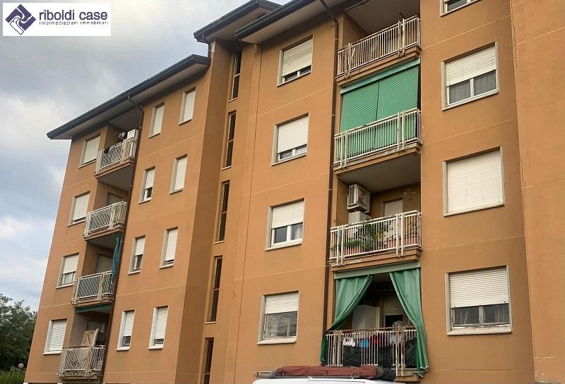 appartamento in vendita a Vimercate in zona Centro Storico