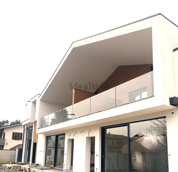 casa indipendente in vendita a Vimercate in zona Centro Storico