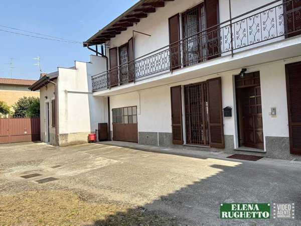 casa indipendente in vendita a Vimercate in zona Oreno