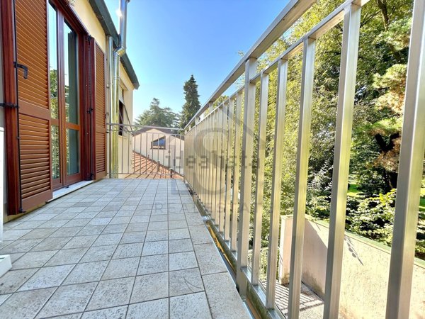 appartamento in vendita a Vimercate in zona Centro Storico